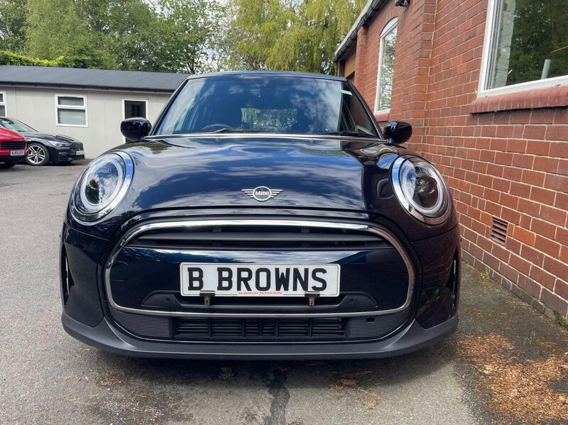 Mini Cooper view 6