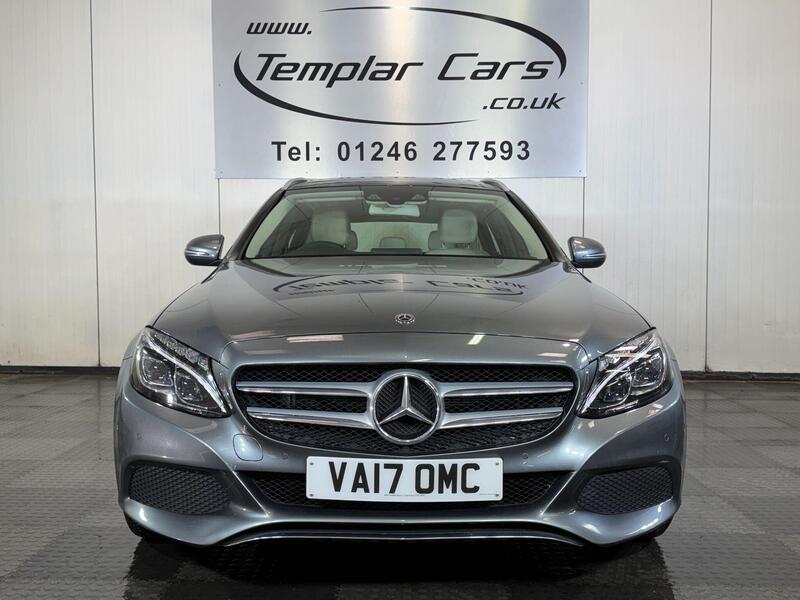 Mercedes-Benz C Class view 4