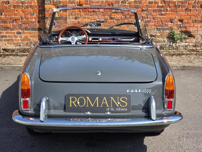 Fiat 1500 view 5