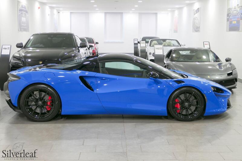 McLaren Artura view 3