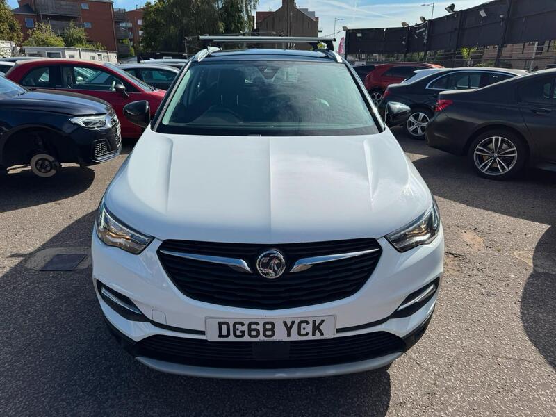 Vauxhall Grandland X view 4