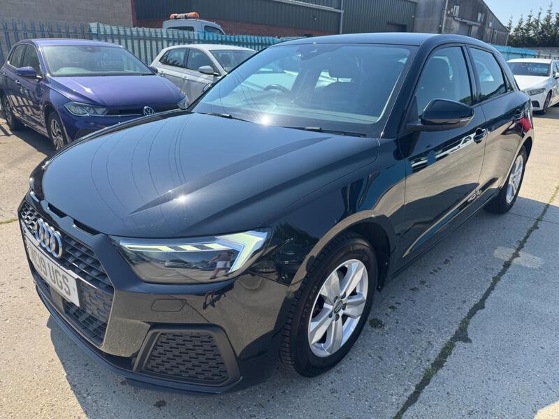 Audi A1 view 5