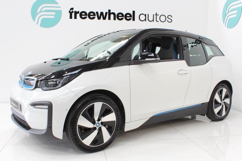 2022 BMW i3 in White — image 4 of 5