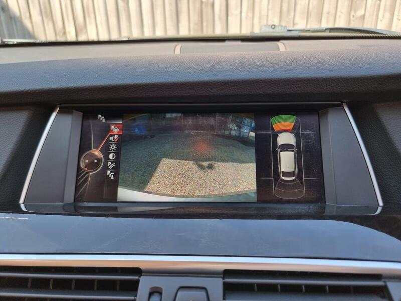 BMW 5 Series view 7