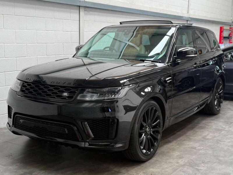 Land Rover Range Rover Sport view 3