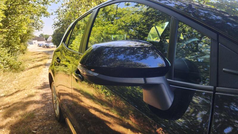 2025 Toyota Corolla — photo 18