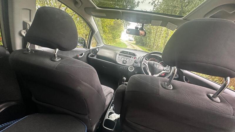 2011 Honda Jazz — photo 10