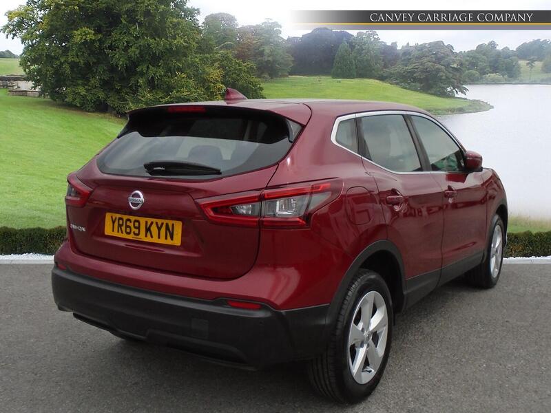 Nissan Qashqai view 3