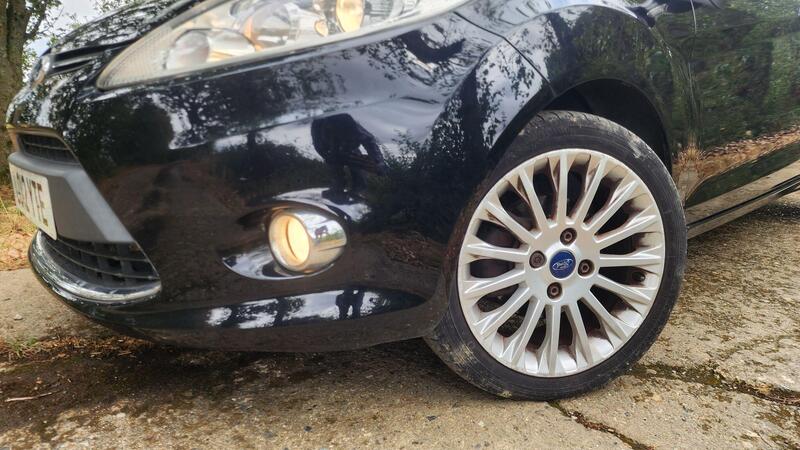 2012 Ford Fiesta — photo 51