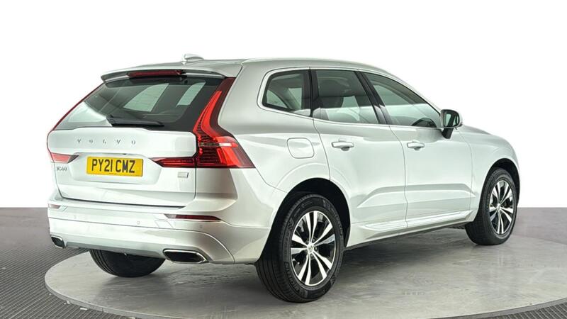 Volvo XC60 view 4