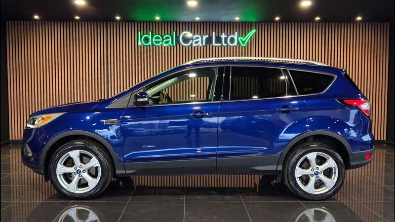Ford Kuga view 3