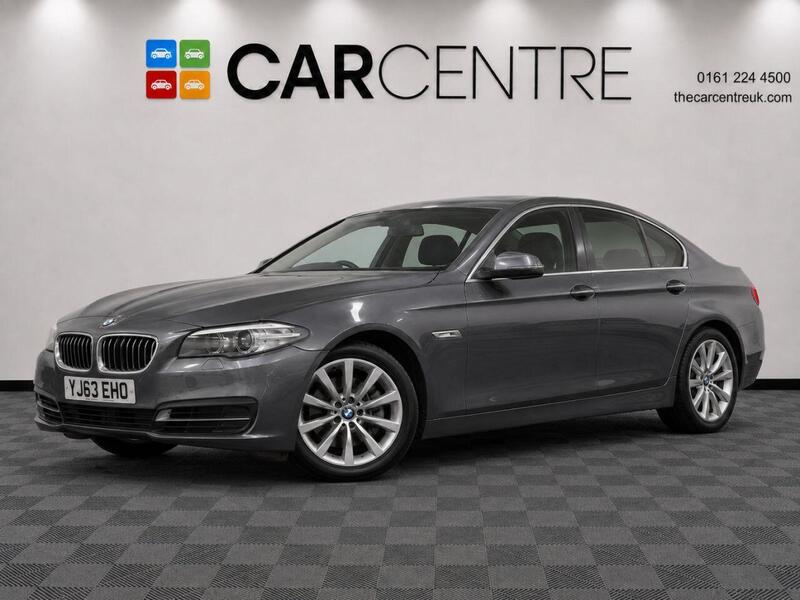 BMW 5 Series view 4