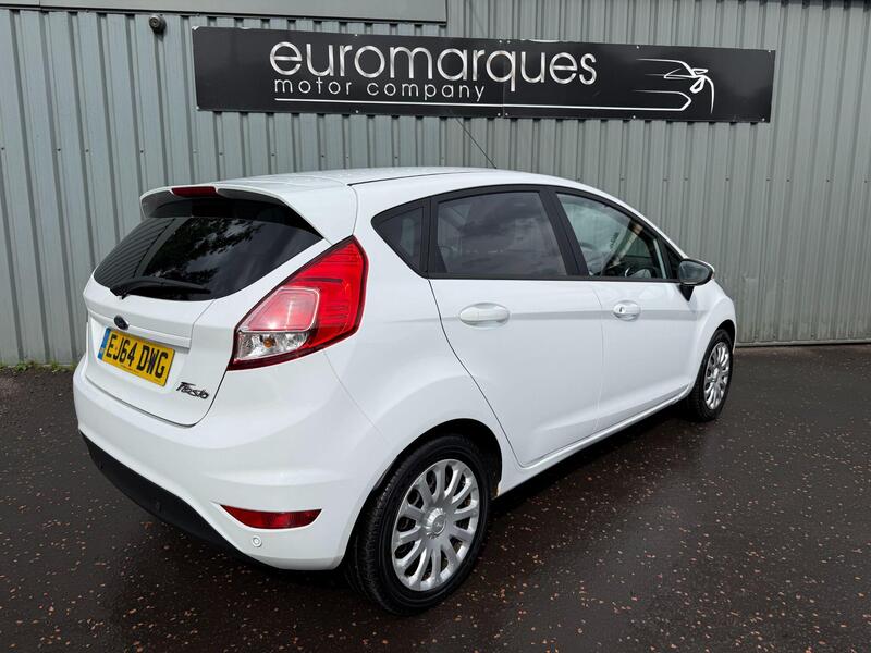 Ford Fiesta view 3