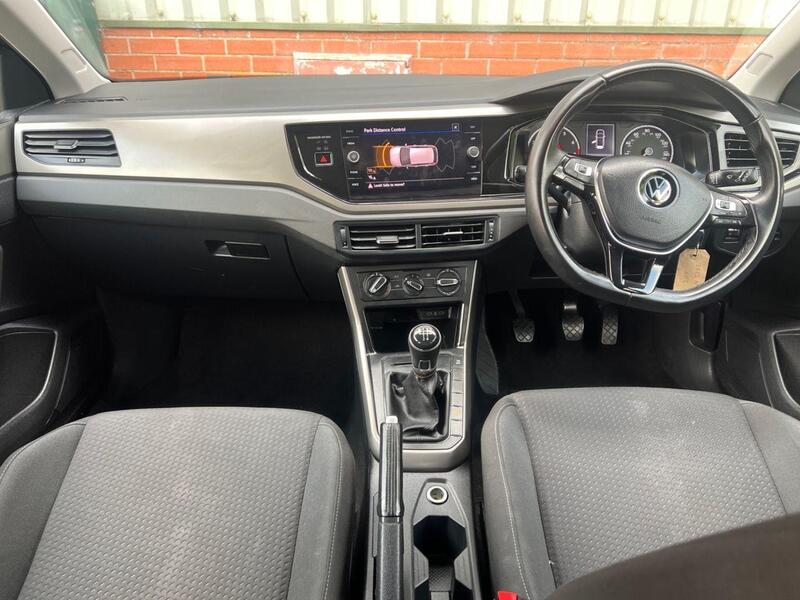 Volkswagen Polo view 16