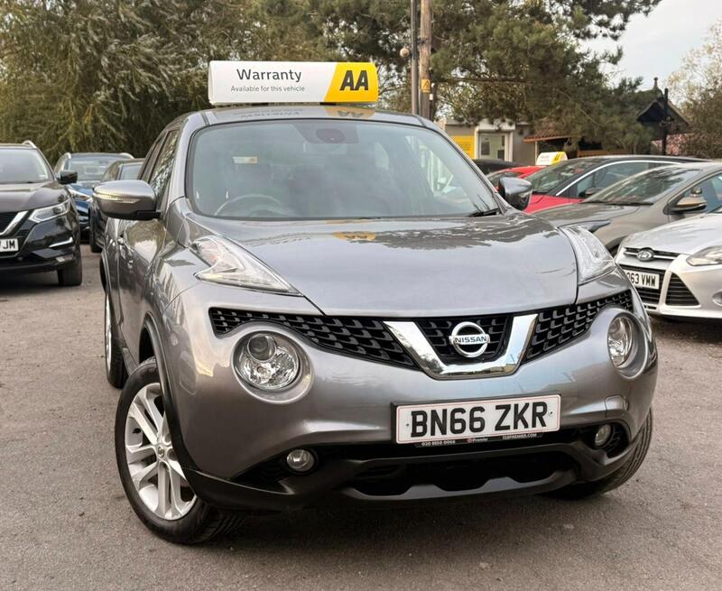 2016 Nissan Juke 1.6 N-Connecta XTRON Euro 6 5dr photo 3