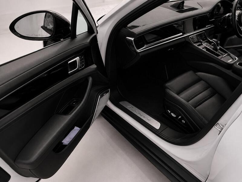 Porsche Panamera view 6