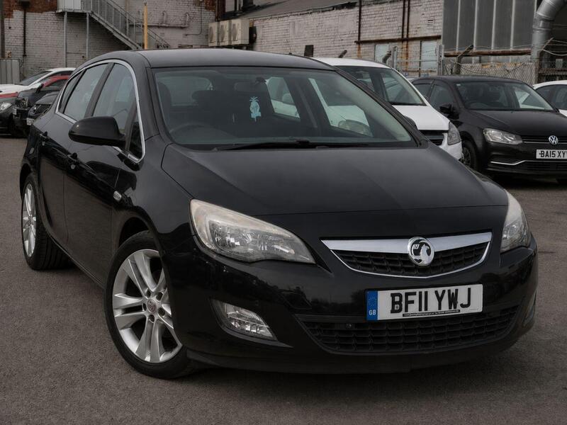 Vauxhall Astra main image