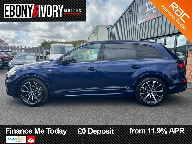 Audi Q7 view 2