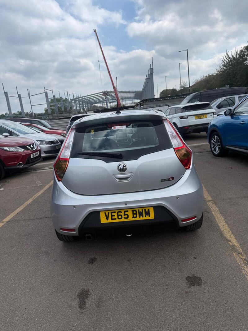 MG MG3 view 3