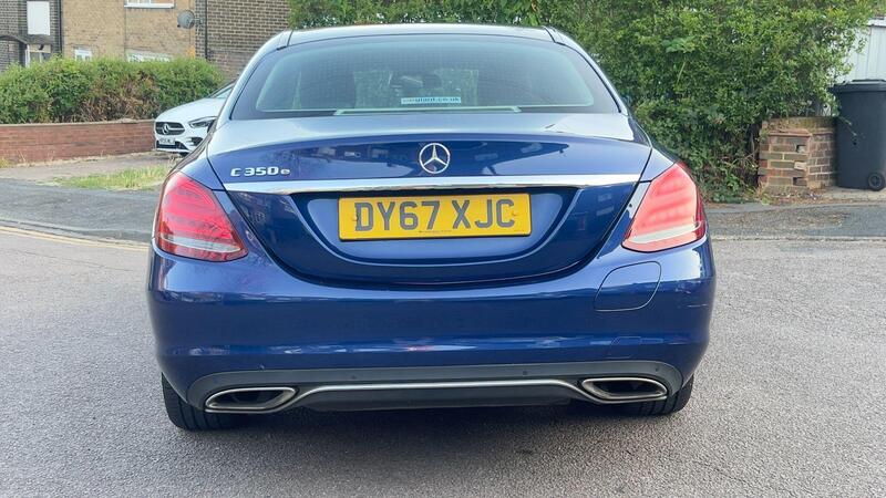 Mercedes-Benz C-Class view 6