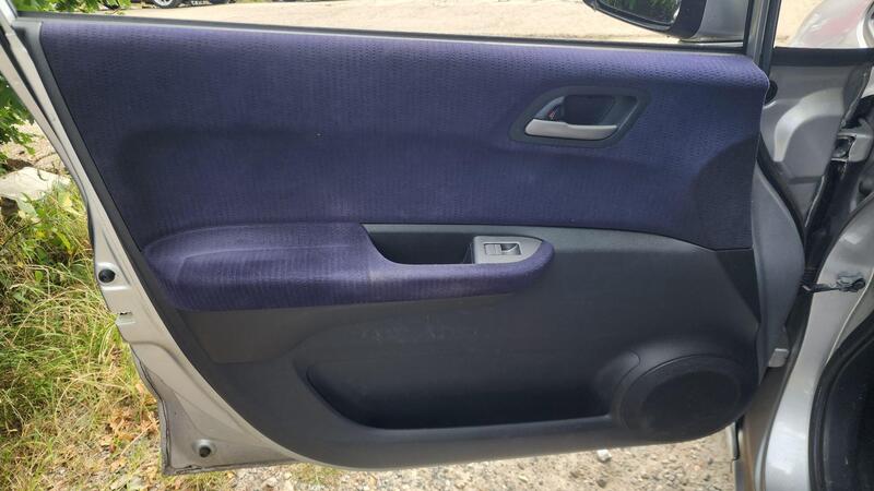 2008 Honda FR-V — photo 34