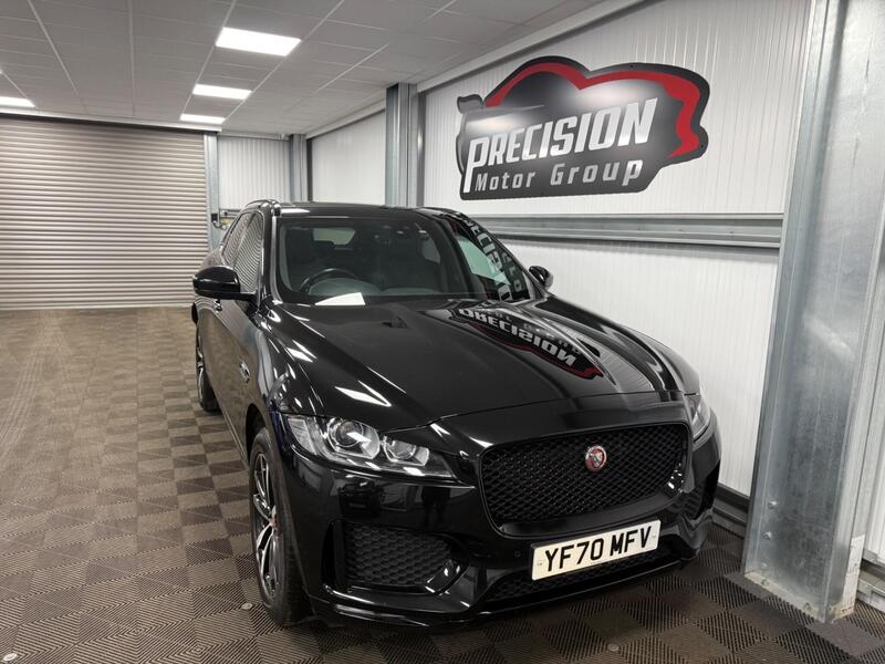 Jaguar F-Pace view 2