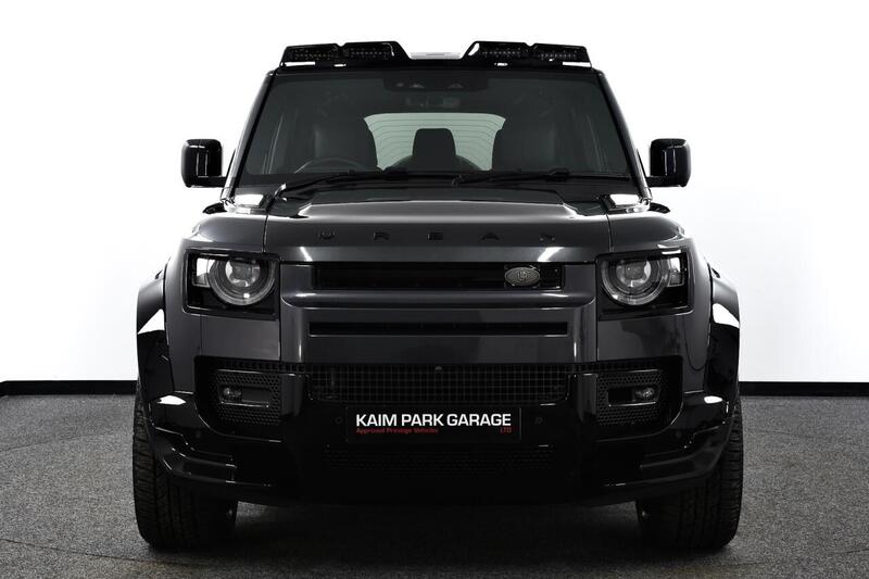 Land Rover Defender 110 view 6