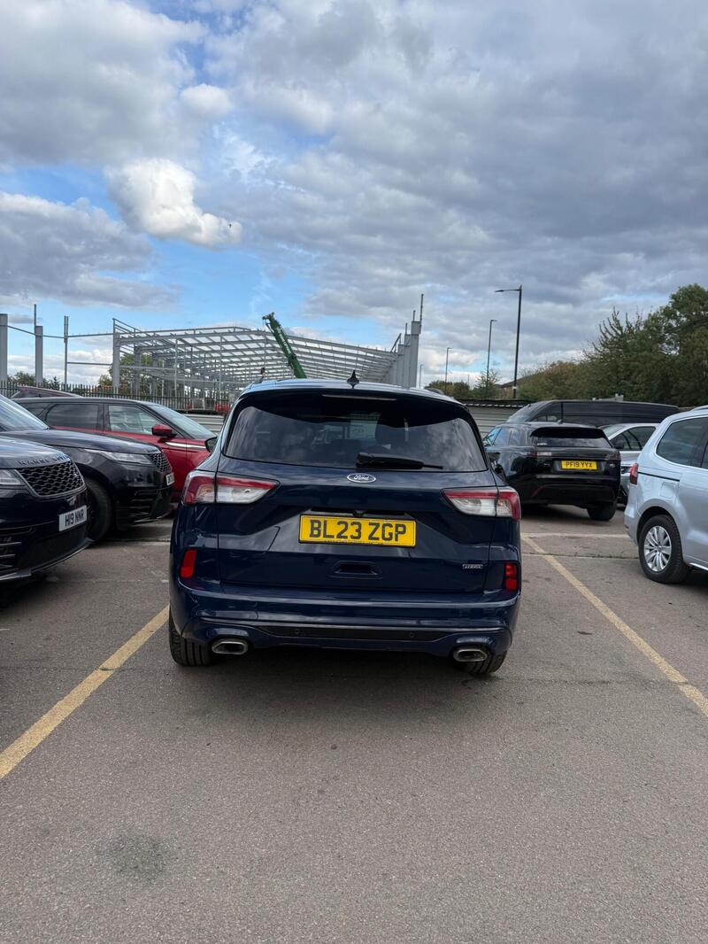 Ford Kuga view 4