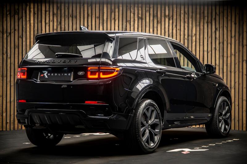Land Rover Discovery Sport view 4