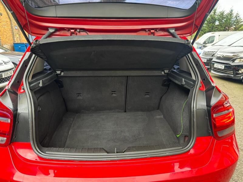 BMW 1 Series view 31
