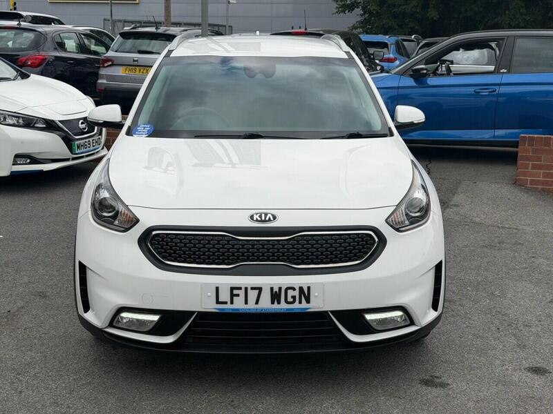 Kia Niro view 2