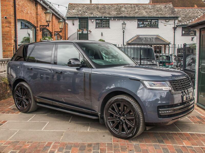 Land Rover Range Rover view 4