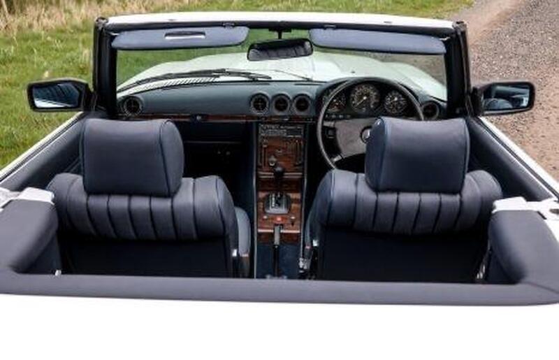 Mercedes-Benz 280 SL view 7