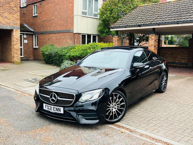 Mercedes-Benz E Class view 19