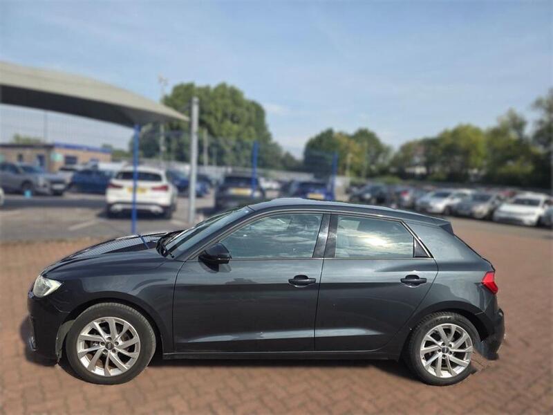 Audi A1 view 4