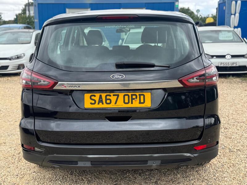 Ford S-Max view 22