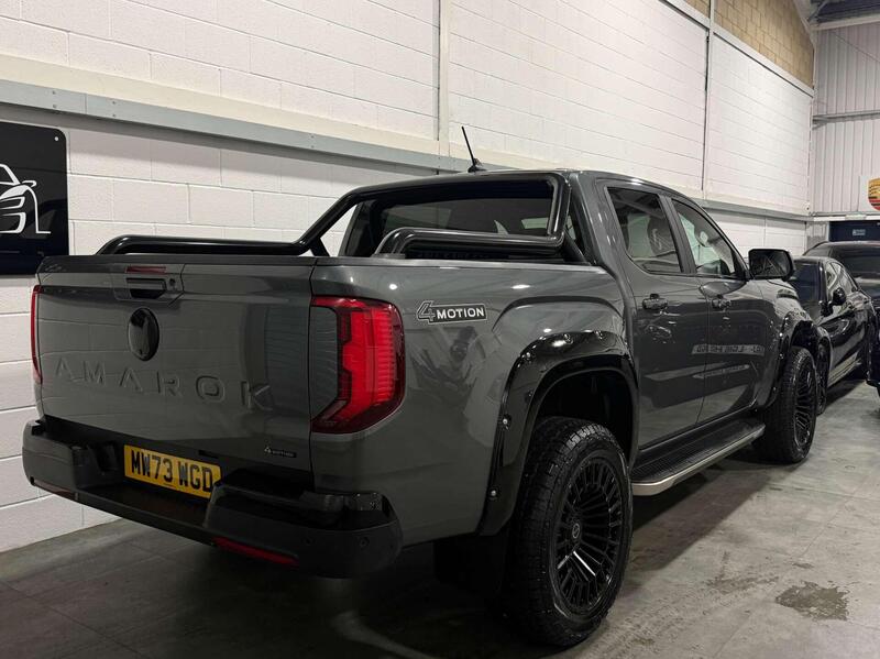Volkswagen Amarok view 6