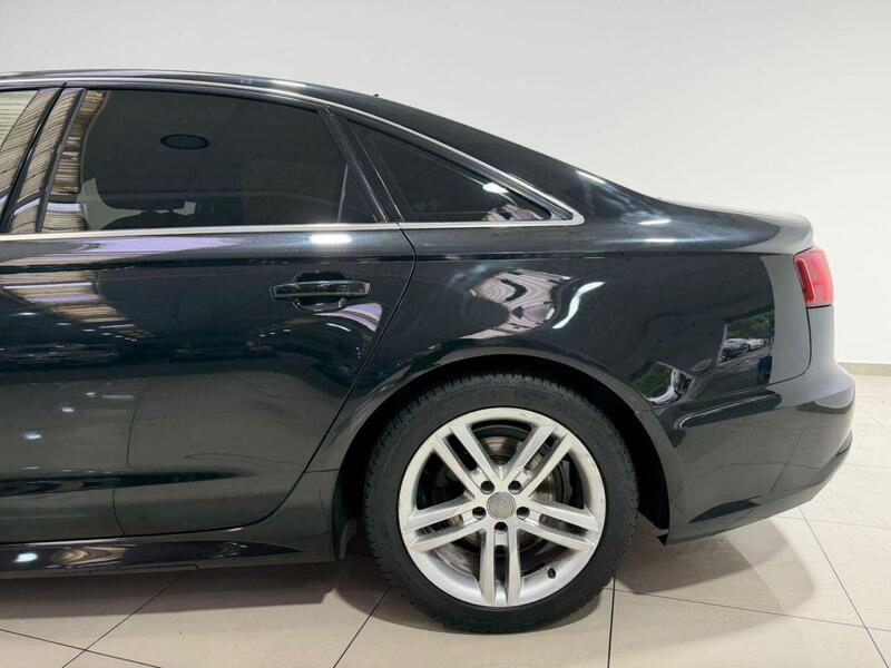 Audi A6 Saloon view 6