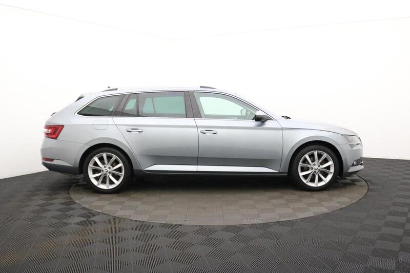 Skoda Superb view 2
