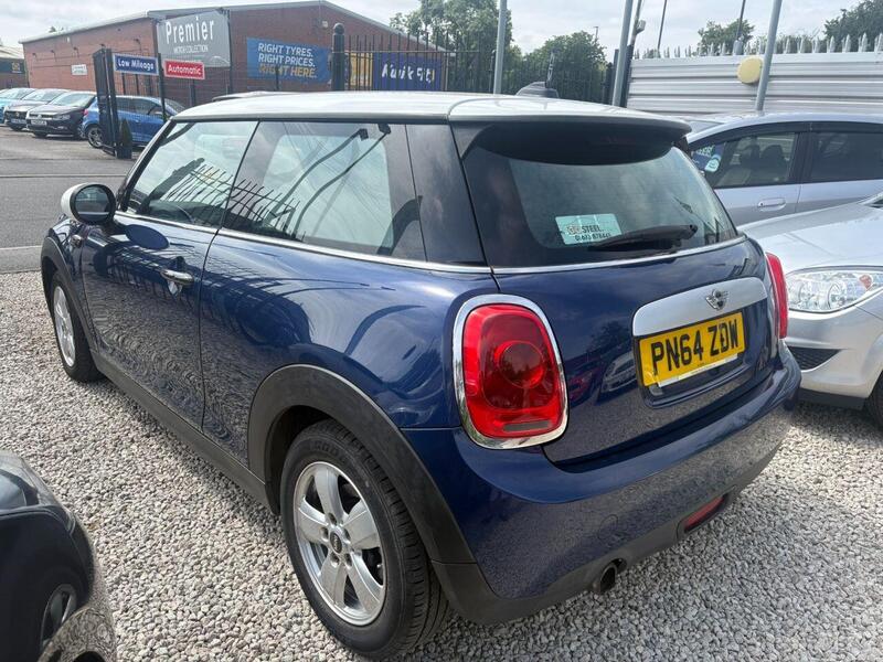 Mini Cooper view 4