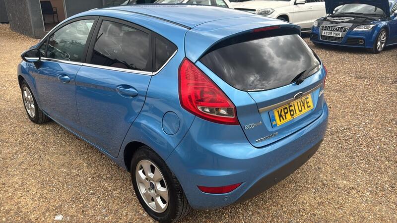 Ford Fiesta view 7