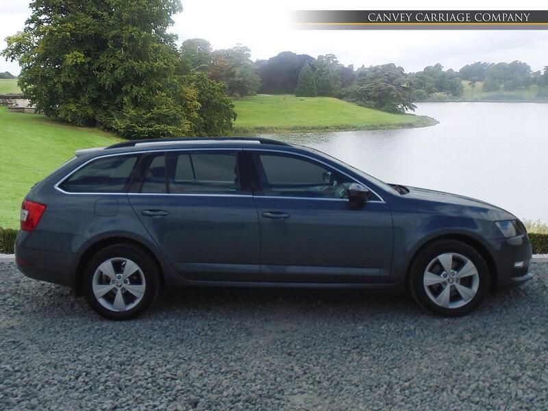 Skoda Octavia view 5