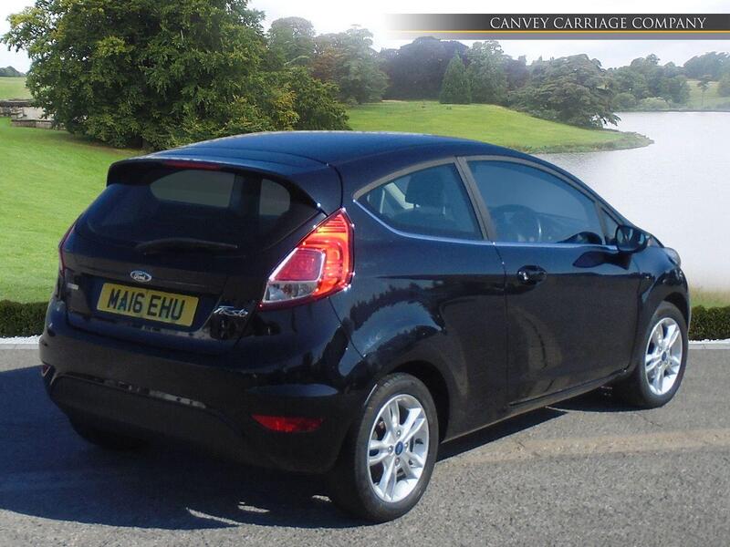 Ford Fiesta view 3