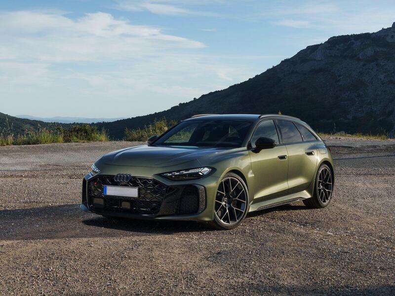 Audi RS5 view 5