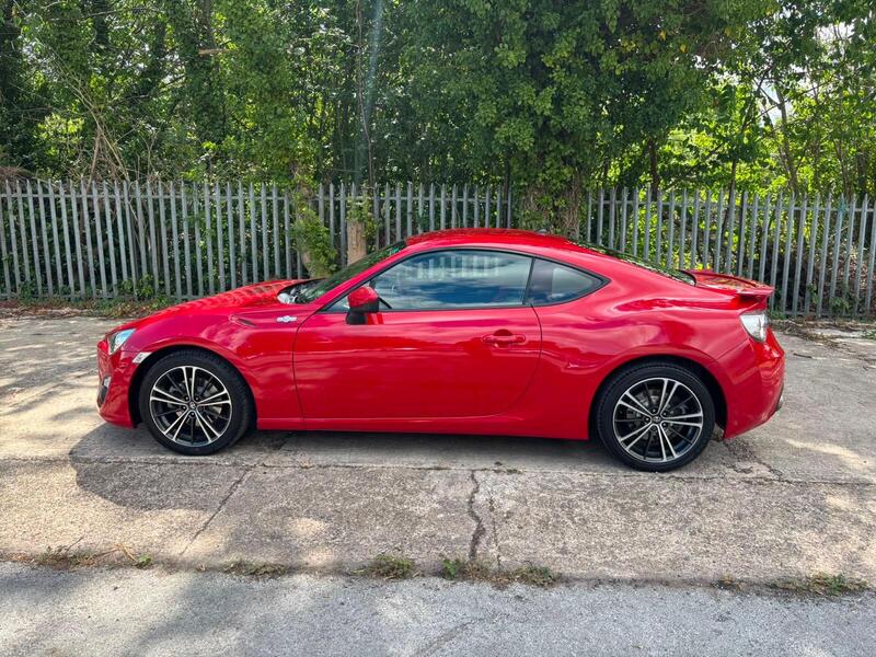 Toyota GT86 view 4