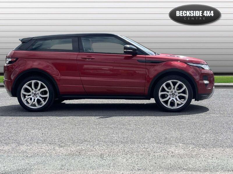 Land Rover Range Rover Evoque view 2