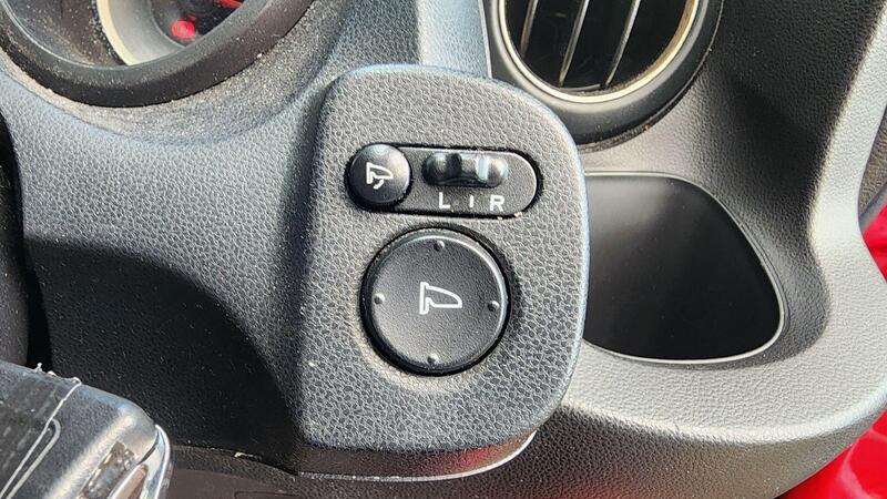 2013 Honda Jazz — photo 32