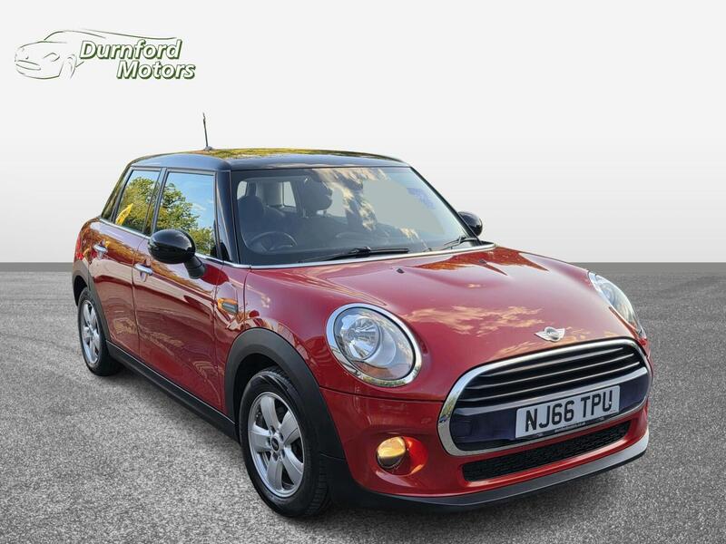 Mini Cooper view 3