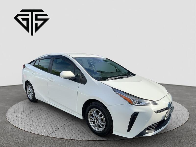 2021 Toyota Prius in White for sale