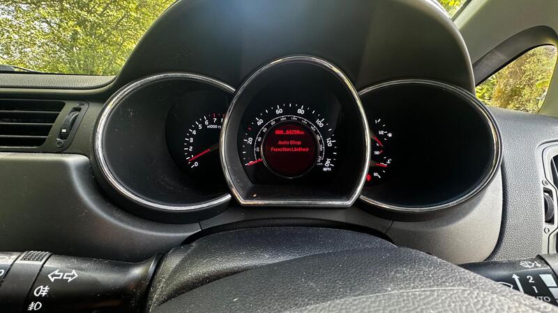2013 Kia Rio — photo 17